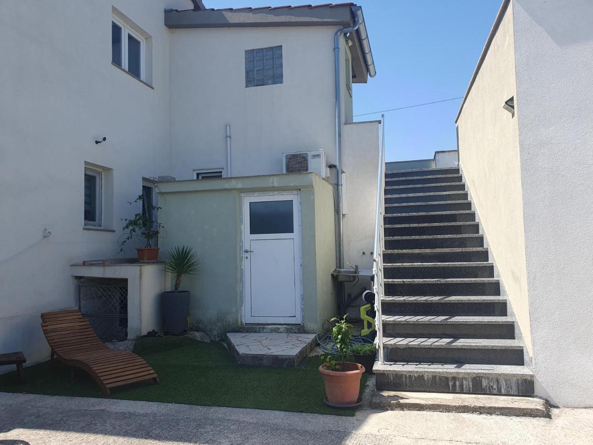 Apartments Jelinic Polaca Екстер'єр фото